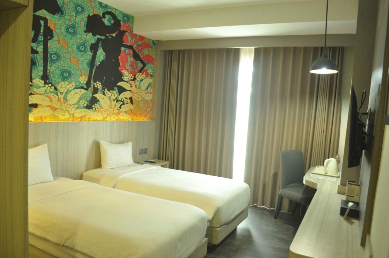 Grand Kolopaking Hotel Kebumen Esterno foto