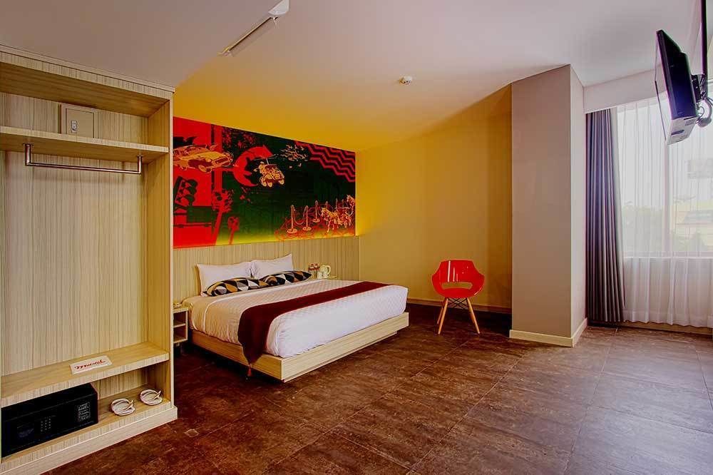Grand Kolopaking Hotel Kebumen Esterno foto