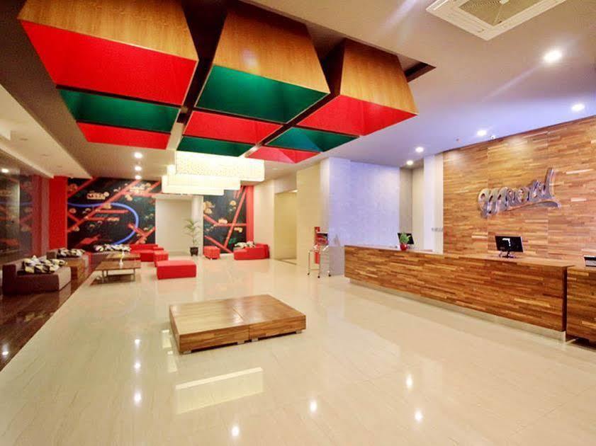 Grand Kolopaking Hotel Kebumen Esterno foto